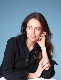 Anne Berest laureate du trophee de lautrice de lannee avec le CNL et le Figaro0.jpg