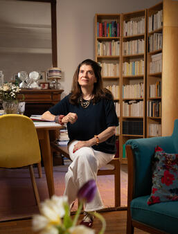 Ariane Chemin  ecrire cest combler les vides entre les pointilles0.jpg