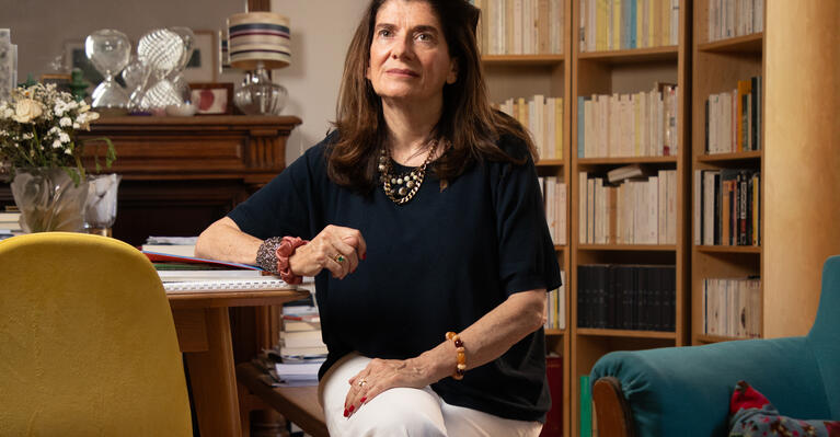 Ariane Chemin  ecrire cest combler les vides entre les pointilles0.jpg