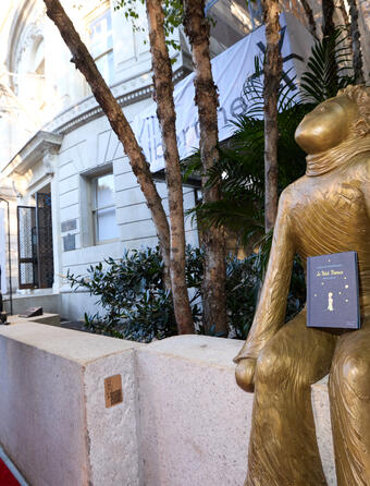petit prince statue