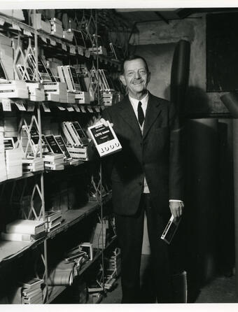 Marcel Duhamel, fondateur de la Série Noire (Gallimard). Photo datée de 1966.