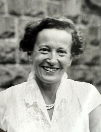 Lotte Paepcke Lhistoire de mon pere un petit marchand ordinaire Les editions du Portrait0.jpg