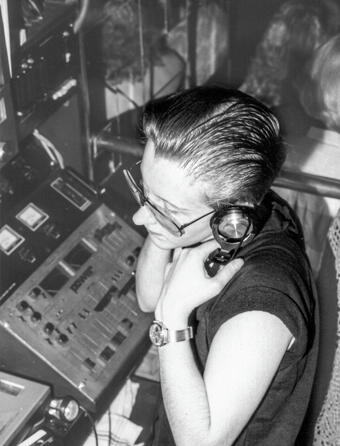 Anne F Garreta Lecriture commence avec la capacite decoutede la langue0.jpg