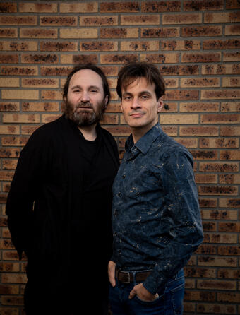 Sebastien Carassou et JeanPhilippe Uzan Lunivers incompris Lumiere sur les zones dombre du cosmos Les Arenes0.jpg