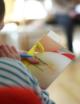 Theatre et jeunesseplancher sur la lecture0.jpg