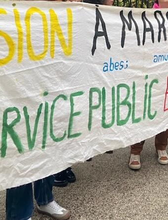 Manifestation contre la fusion de l'Abes et de l'Amue