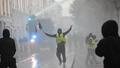 Un manifestant à Lyon le 17 octobre 2026
