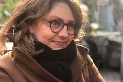 Delphine Apiou, "Être une femme périmée, tu sais c'est pas si facile" (Denoël) : Le chaos des quinquas0.jpeg