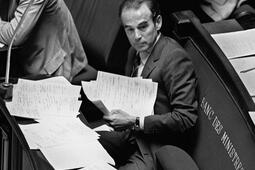 Robert Badinter ministre de la justice à l'assemblé nationale le 17 septembre 1981