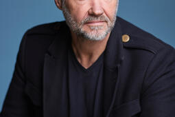 Franck Bouysse Entre toutes Albin Michel  0.jpg
