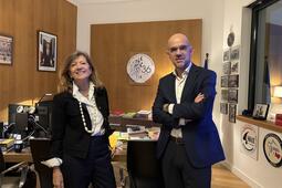 Agnès Catineau et Fabrice Gardon dans les bureaux de la Police judiciaire de Paris au 36 rue du Bastion 