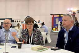  Rachel Stevens (British Council) et Sean Campbell (Époque press) - Photo OS 