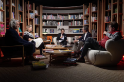 Les invités du webinaire spécial prix "J'aime le livre d'art" dans le studio de Livres Hebdo