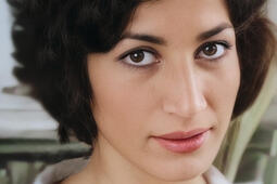 Forough Farrokhzad Jirai jusquau rivage du soleil Poesie complete Gallimard et oeuvres en prose Les Belles Lettres0.jpg