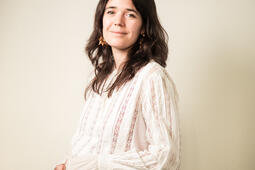 Constance Beccaria, dirige la collection Proche aux éditions de l'Iconoclaste