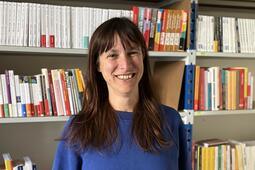 Nawal Kerdougli, gérante de la librairie en ligne Manyaya
