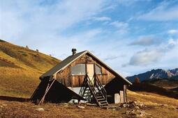 Abrume  sur les traces des cabanes libres_Ulmer_9782379223969.jpg