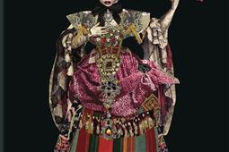 Christian Lacroix en scene_Gallimard_Centre national du costume de scene_9782073104229.jpg