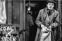 Dans la deche a Paris et a Londres_Gallimard_9782073083715.jpg