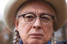 Dans un ocean dherbe  une famille pawnee au coe_Rocher_9782268109978.jpg