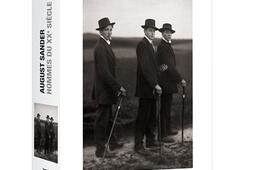 Hommes du XXe siècle : une oeuvre culturelle de photographies divisée en sept groupes.jpg