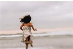 Jours de sable_Gallimard_9782073096357.jpg