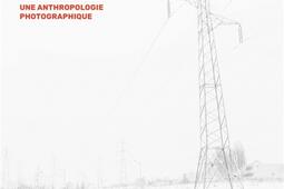 La cité : une anthropologie photographique.jpg