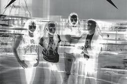 Metallica : the Black album en noir et blanc.jpg
