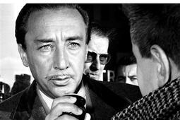 Monsieur Romain Gary Consul general de France _Gallimard_9782072977954.jpg