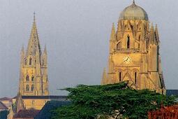 Saintes, la lumière de la ville.jpg